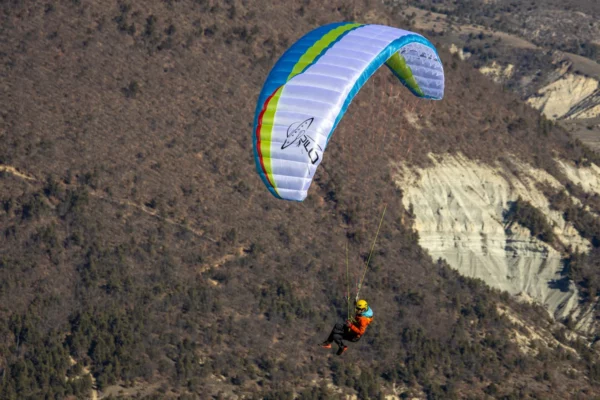 Aile de parapente mono-surface Airdesign – La nouvelle UFO – Image 4